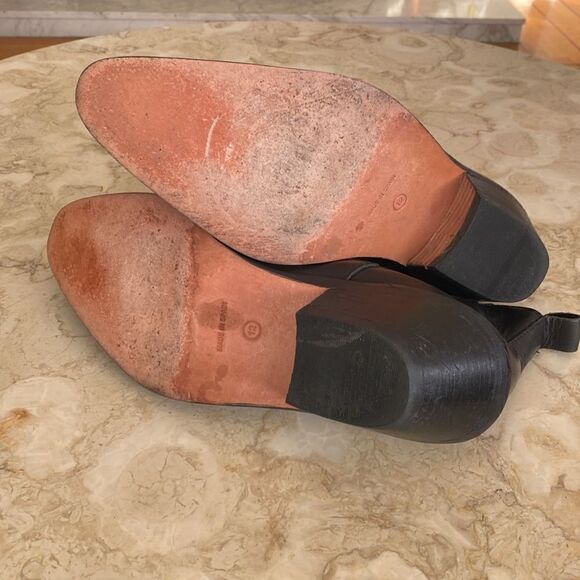 DKNY Black Leather Pointed Toe Cuban Heel Chelsea Boots Rare - Picture 11 of 14